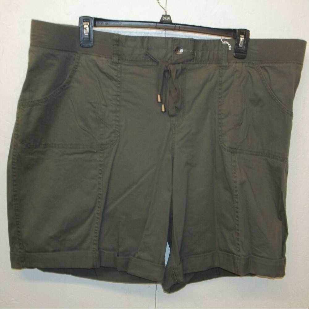 SONOMA Light Army Green Bermuda’s EC